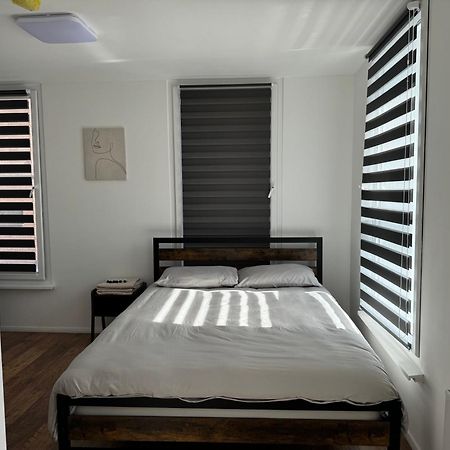 Studio In Bolton Town, Short Stay Studio 2 Екстериор снимка